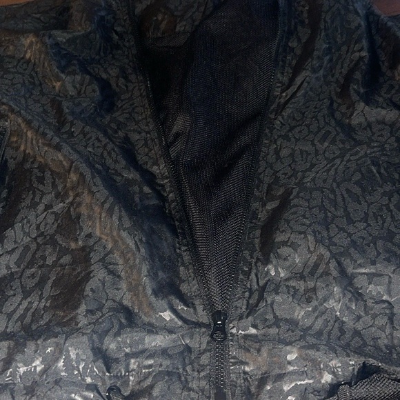 Zyia Active Black bomber jacket. Black Cheetah print. Windbreaker style. READ - Picture 16 of 16
